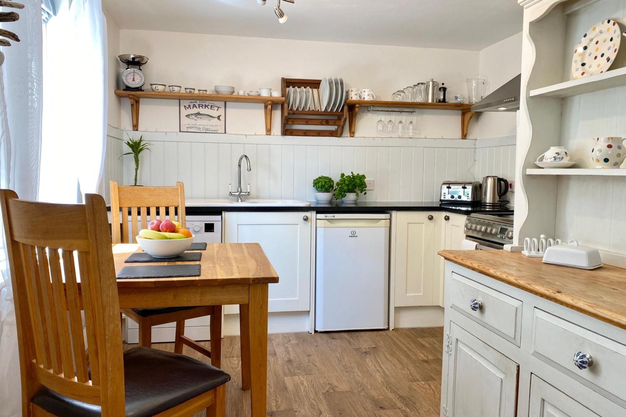 Althea House With Parking Apartment