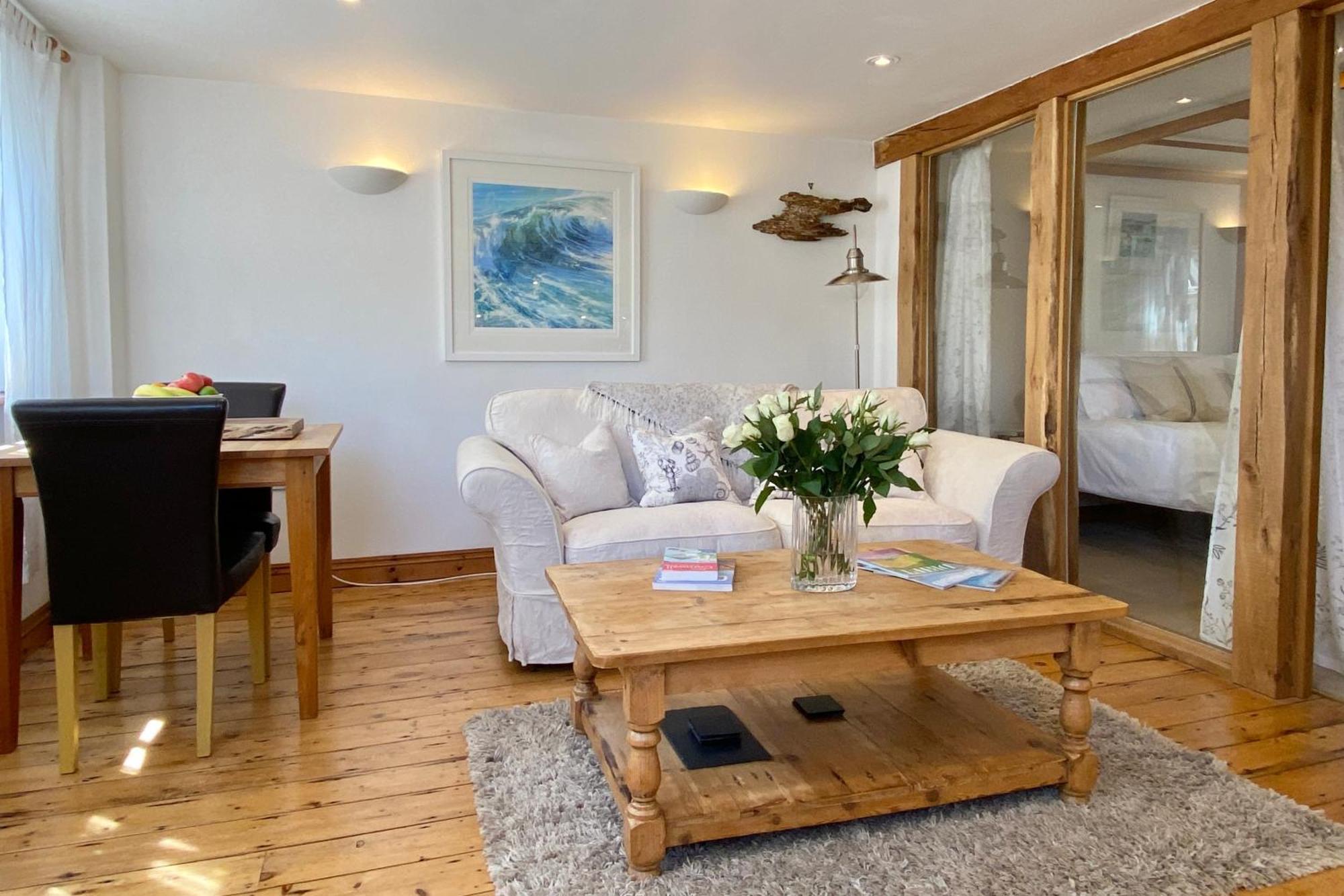 Althea House With Parking Padstow